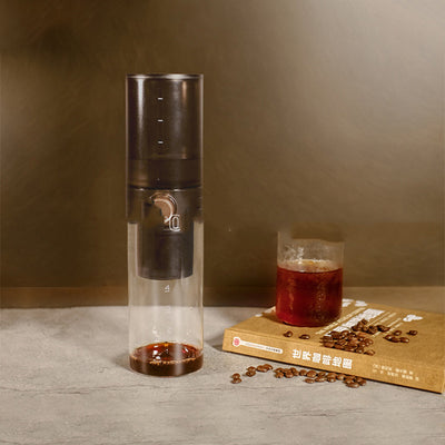 Ice-Brewed Drip Coffee Hand-Brewed Cold Brew